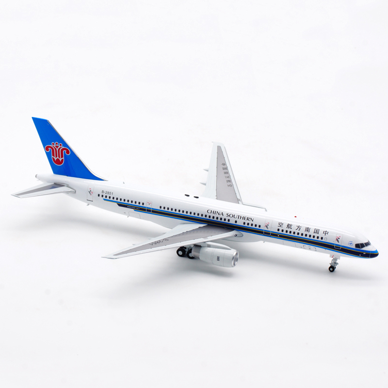 Aviation 1:200 南方航空 波音B757-200 B-2851合金材质 飞机模型 - 图2