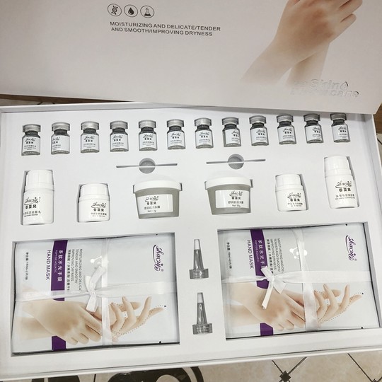 Набор для рук Маска для рук Увлажняющая мультититановая маска для рук Массажный крем