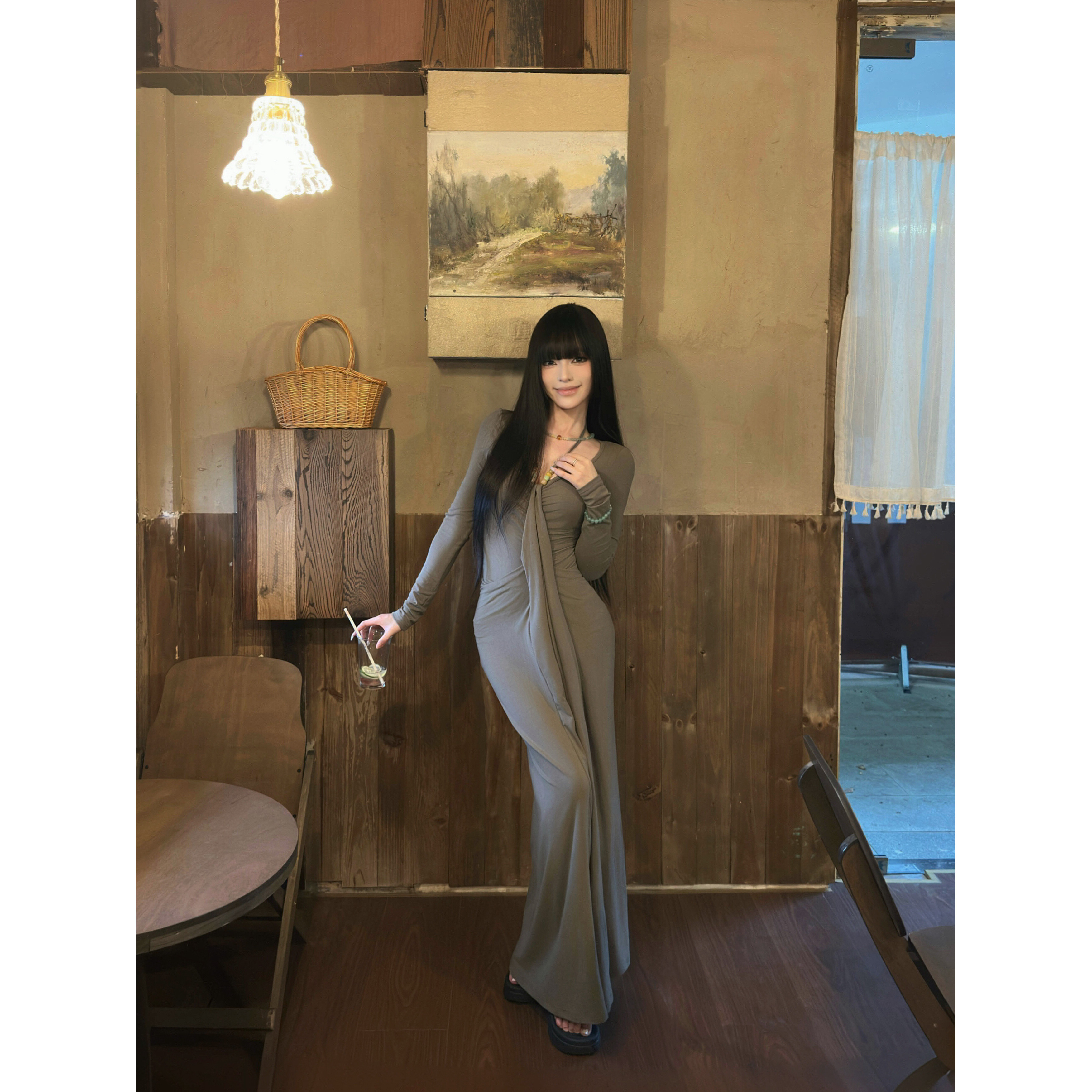 法式方领高级感褶皱秋冬长袖连衣裙复古优雅显瘦气质A字长裙,淘宝优惠券,粉丝福利购,淘宝优惠卷