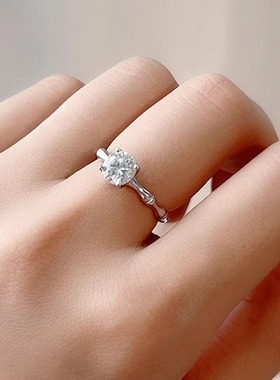 纯银一克拉圆形莫桑钻竹节戒指女