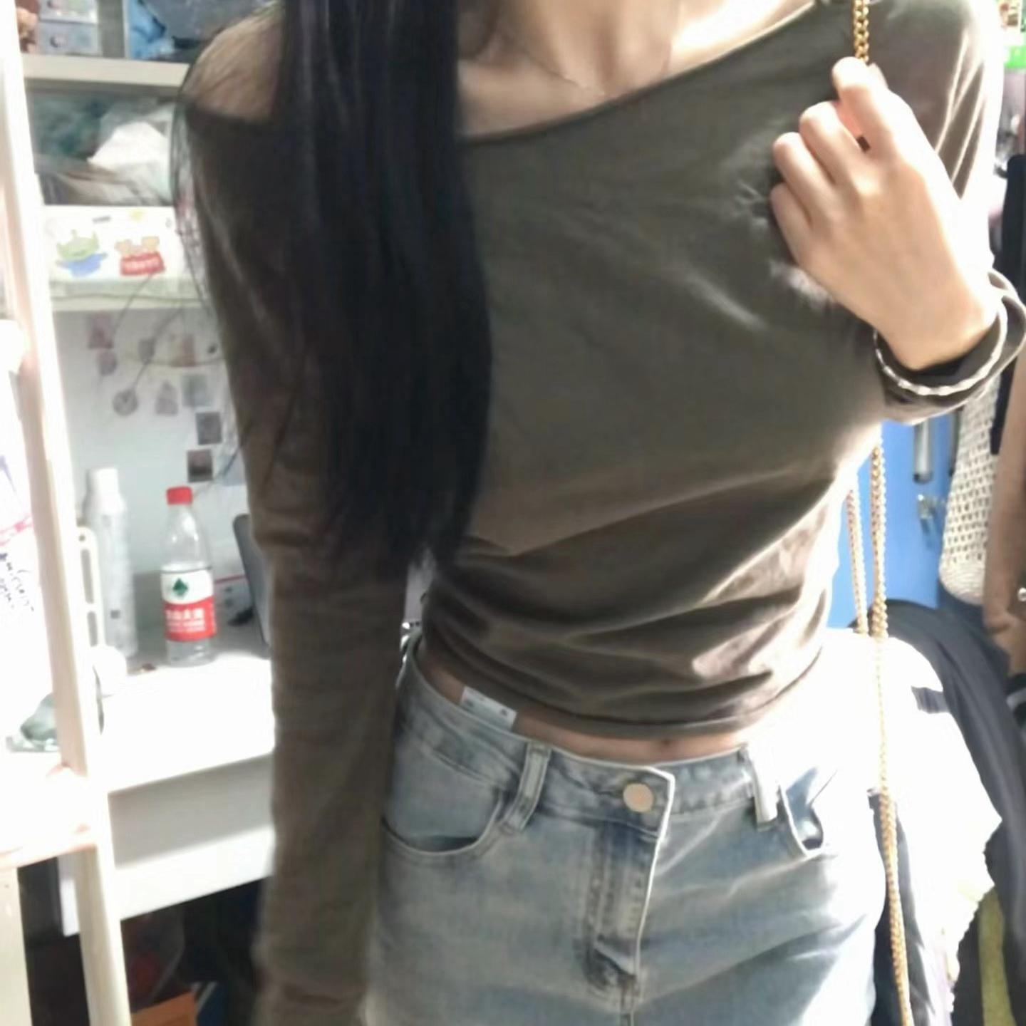 Brandy girl bm粉色锁骨一字肩上衣女早秋辣妹修身路肩长袖T恤女 - 图1