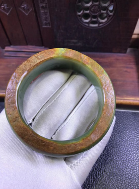 析木绿河磨玉满皮手镯56口95克和田玉东北籽料透闪石玉手镯厂家