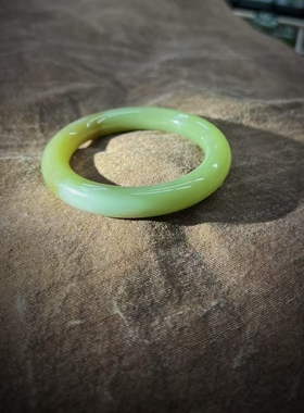 析木河磨玉椴树林手镯55.56口径玉质细腻光滑无裂无杂油性十足漏