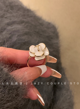 美哭！法式复古温柔小香风重工滴釉贝壳纸开口戒指女2024年新款潮