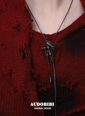 小众设计原创乌鸦十字架抽拉项链可调节高级感甜酷毛衣链秋冬新款