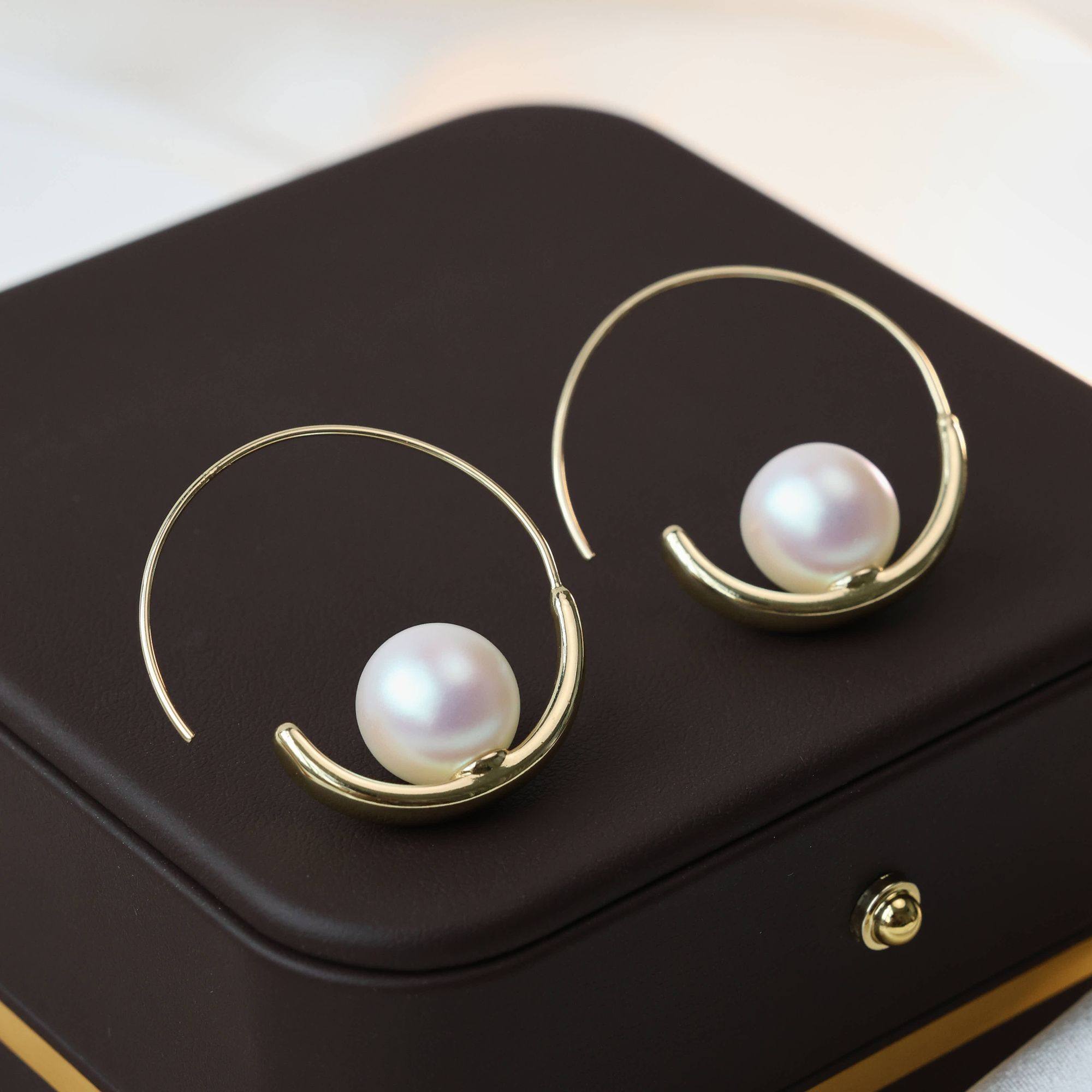 简约C形悬月耳圈气质名媛轻奢复古法式经典设计感,淘宝优惠券,粉丝福利购,淘宝优惠卷