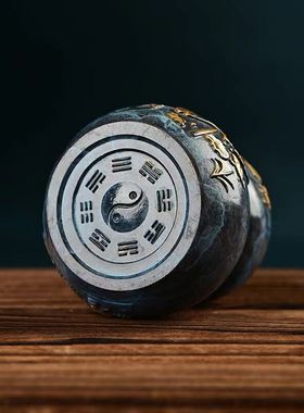 纯铜避水兽瓶子荷花净秽化污为财