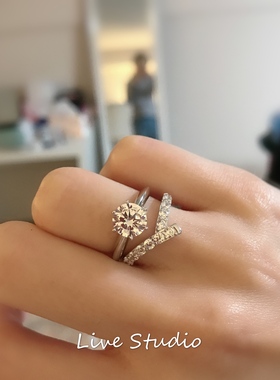 经典简约纯银镶钻hw戒指