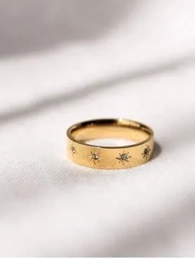 时尚18k 镀金时尚不锈钢戒指 cz 图戒指女人珠宝八角星戒指