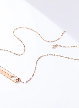 独立站长方形字母名字项链爱心不锈钢饰品配饰家人桃心刻字礼