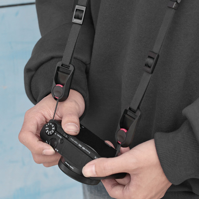 Camera shoulder strap quick release quick release strap connector