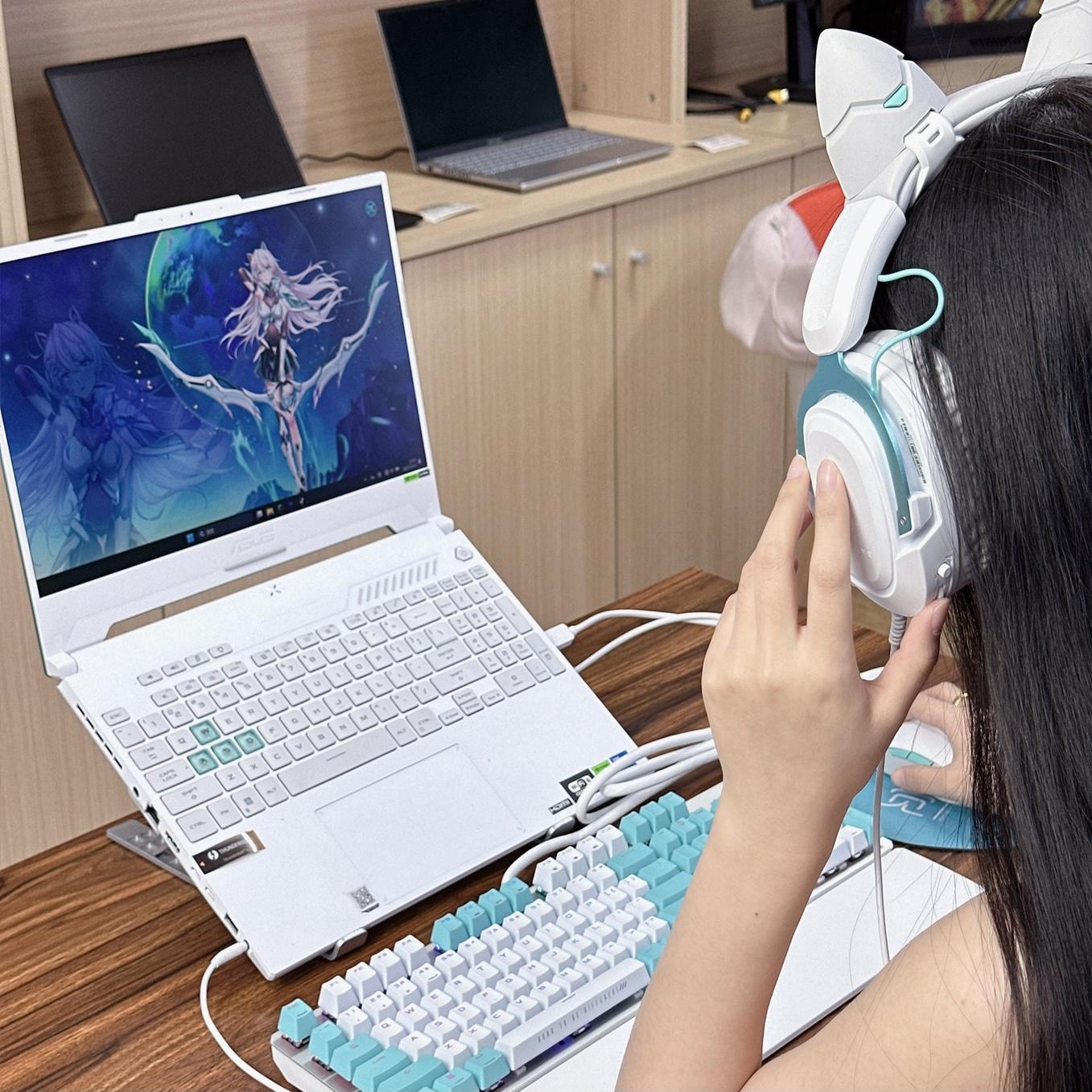 华硕天选机械键盘无线天选初音未来联名鼠标天选耳机耳麦青轴游戏