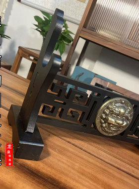 镇宅刀剑展示架实木剑架子武兵器剑托笛子架箫架子笔枪架精品摆件
