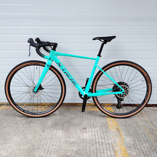 Carbon fork, thru-axle, pure oil disc brake, melon bike, commuter riding