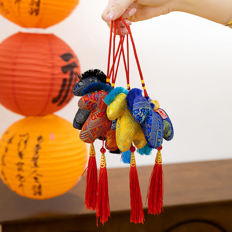 生肖马毛绒玩具小马吉祥物国风布艺马玩偶摆件马年新年礼物包挂饰,淘宝优惠券,粉丝福利购,淘宝优惠卷