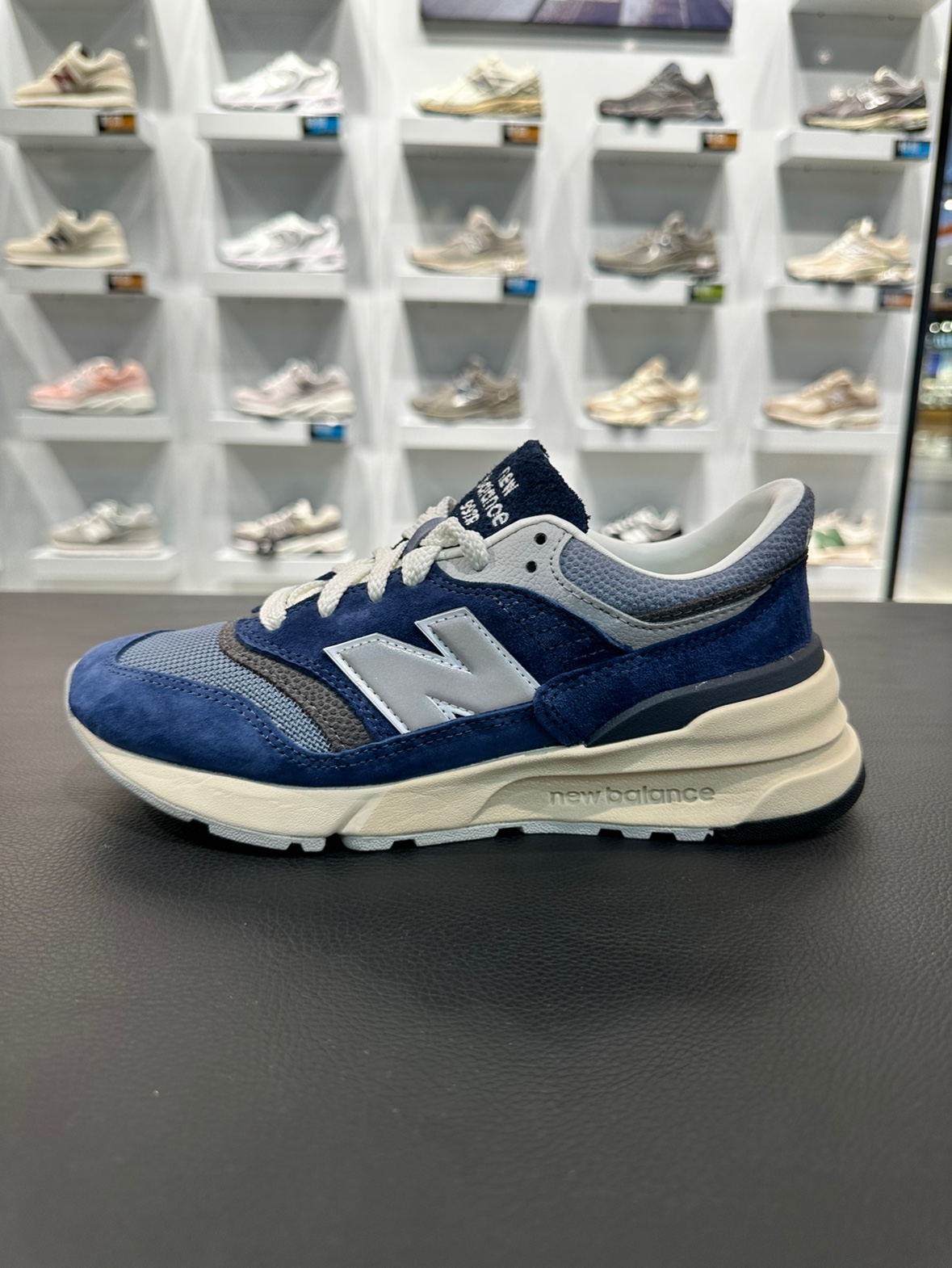 NEW BALANCE NB 23秋季新品男女休闲运动鞋跑步鞋U997RHA RHB RHC