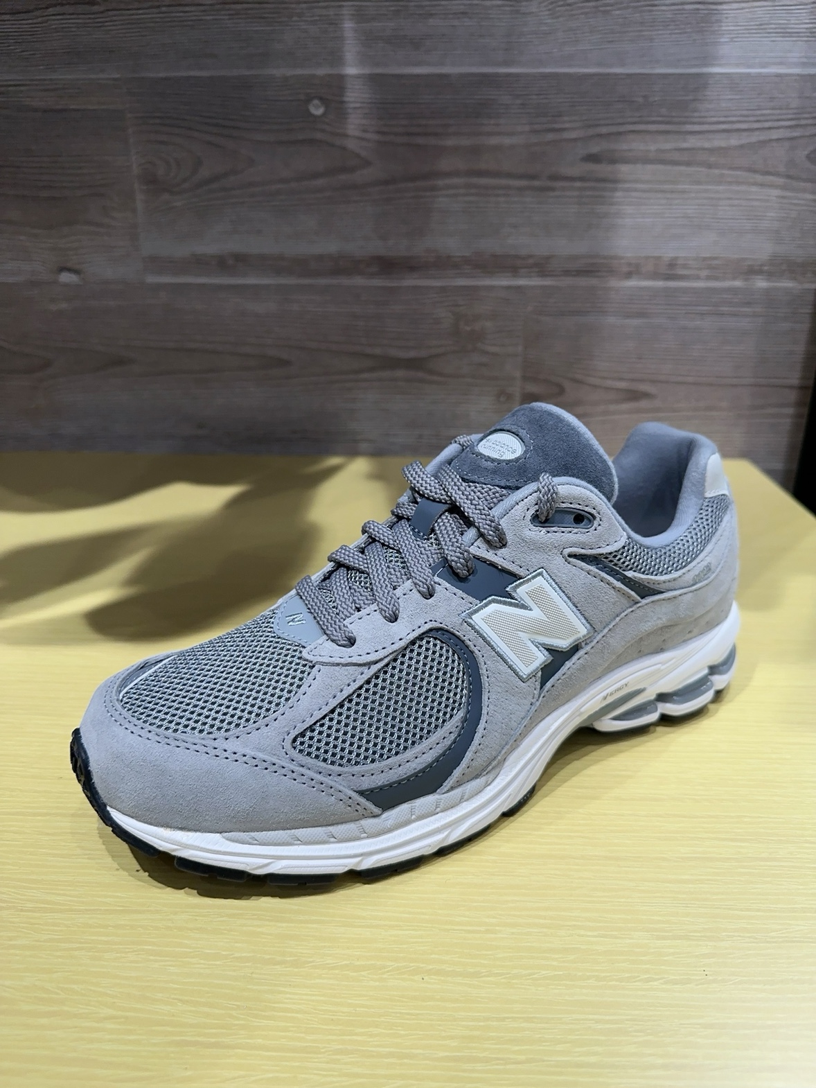 NEW BALANCE NB2024新款男女时尚舒适百搭跑步运动鞋M2002RFB/RST-图3