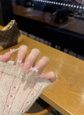 纯欲氛围感冰透裸粉猫眼芭蕾缎带蝴蝶结碎钻高级法式手工穿戴美甲