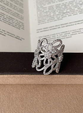 满锆缕空线条花朵戒指女轻奢夸张个性独特甜美精致百搭指环戒子