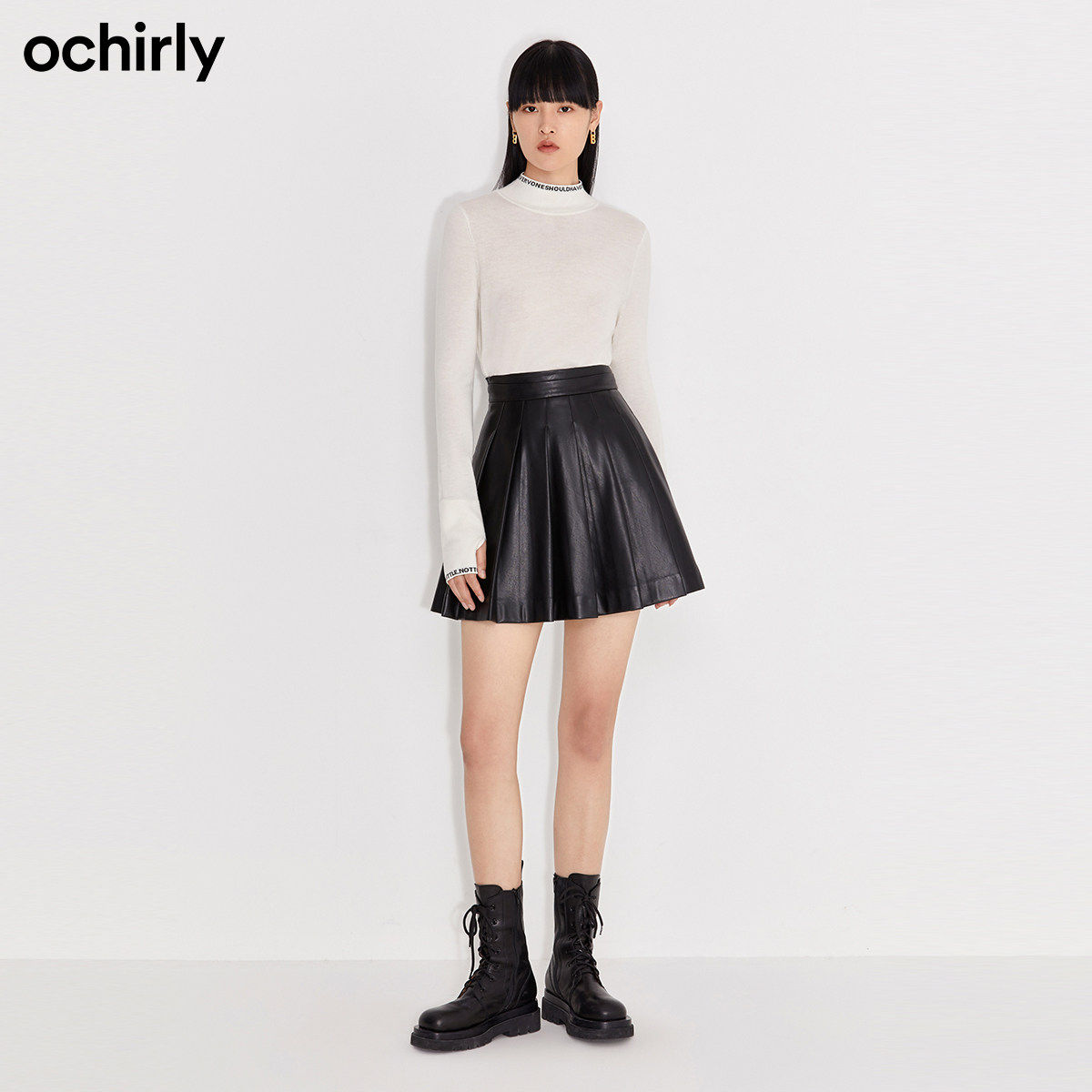 ochirly欧时力2021新款pu皮短裙 ochirly半身裙