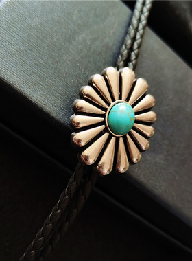 欧美复古英伦花纹椭圆项链