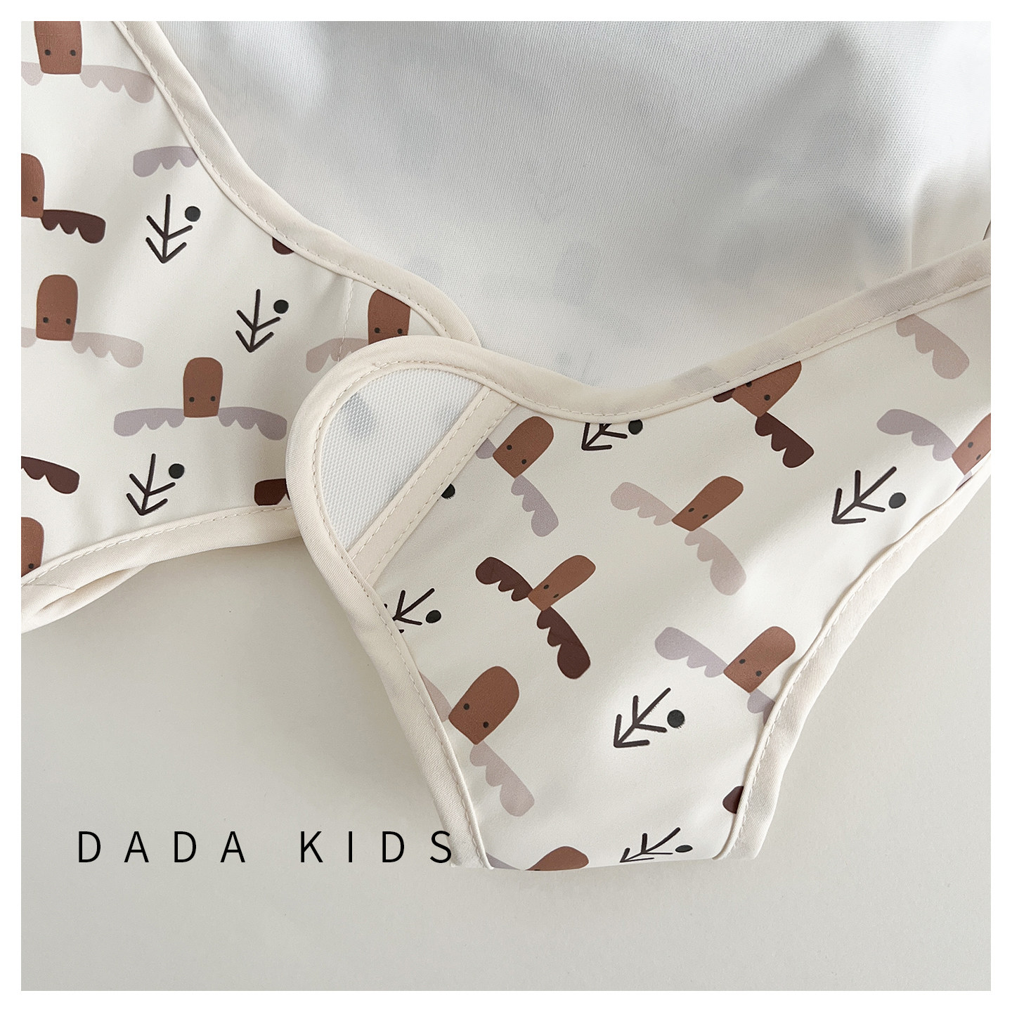 A类韩系婴儿无袖罩衣可爱卡通动物宝宝食饭兜柔软PU防水防污围兜,淘宝优惠券,粉丝福利购,淘宝优惠卷