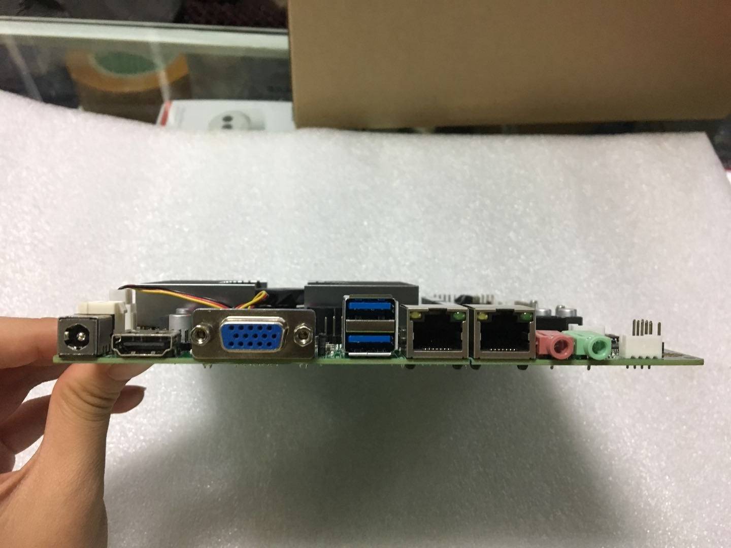 议价豆希M31主板J3160双网6个COM/带485接口/EDP/LVDS/SIM工控主 - 图3