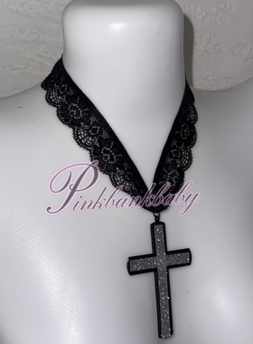 暗黑哥特蕾丝闪粉十字架项链