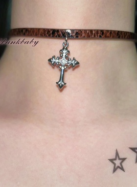 原创自制手作美拉德y2k个性小众重工钛钢十字架吊坠皮项圈