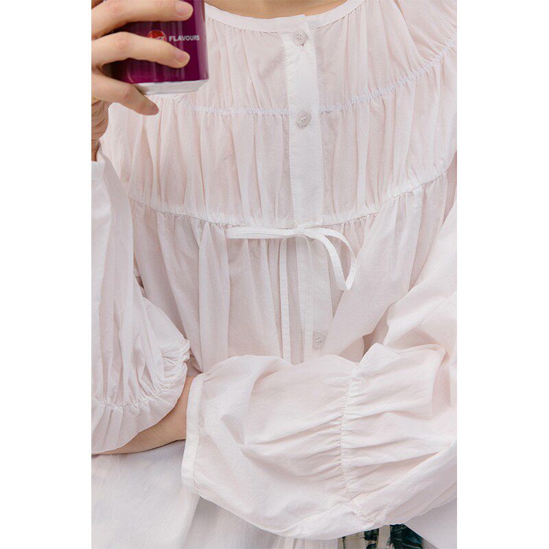 鹿与飞鸟“白荔薄荷”轻薄100棉不规则褶裥三色落肩长袖衬衫6693