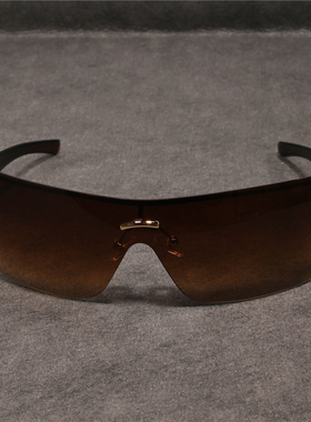 y2k朋克墨镜女士装扮个性赛博一体镜片女太阳镜防风镜贴脸大弯度