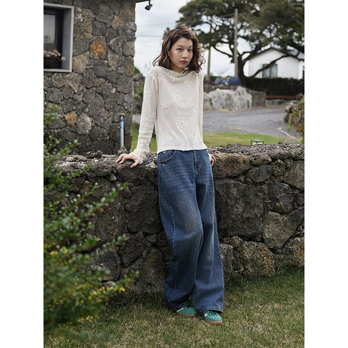 Botanique植物学“冬季雪花”立体花朵肌理半高领打底衫 - 图0