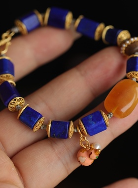 天然青金石原石手链搭配天然老花蜡随形沉香珍珠配饰珐琅彩葫芦坠