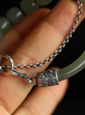 喜欢老银设计的朋友不要错过哦纯银镶嵌和田玉半镯搭配老银链条