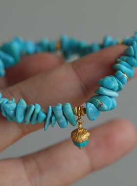 精品一枚天然原矿松石随形手链超美的成色和瓷度配纯银鎏金菱镁矿