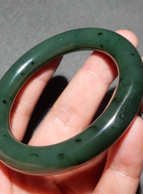 方言精品新疆碧玉籽料菠菜绿手镯