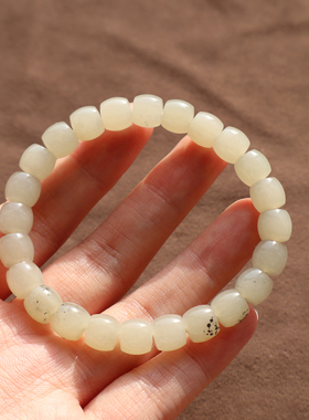 新疆白玉点墨青花籽料8m直切手串