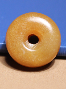 方言和田玉高脂糯黄金糖玉吊坠