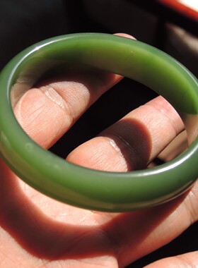 方言放巨漏七号矿珍稀绿色名品玉无结构碧玉内径59正装精品手镯R