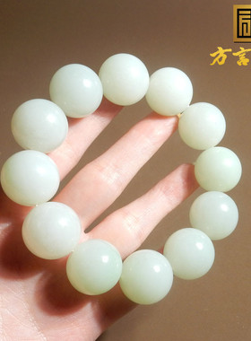 俄罗斯白玉老料带翠20mm圆珠手串