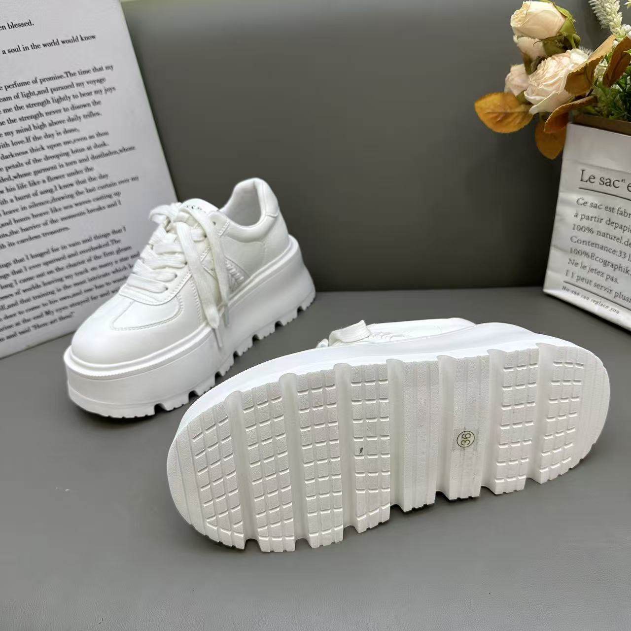 韩版饼干底小个子松糕鞋女2026新款厚底增高时尚百搭简约运动板鞋,淘宝优惠券,粉丝福利购,淘宝优惠卷