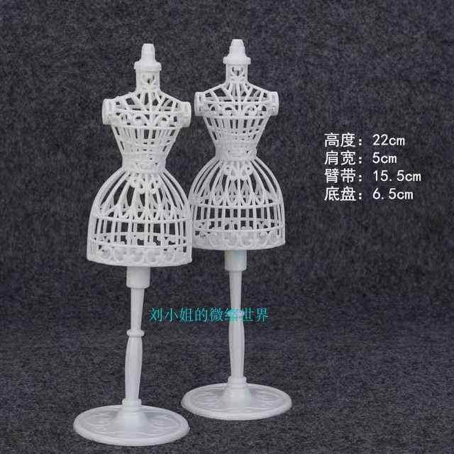 1 6 Doll House Accessories Costume Design Models Soldier Props Simulation Mini Model Models
