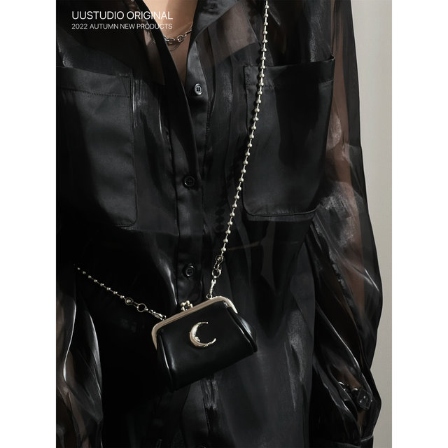 Uustudio niche design sweet and cool girl headphone bag