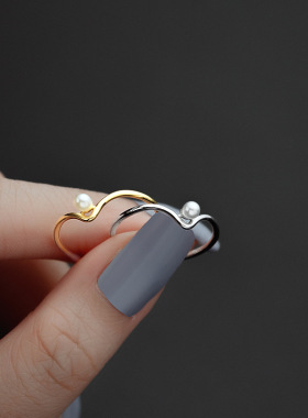 s925纯银v形贝珠戒指简约高级女