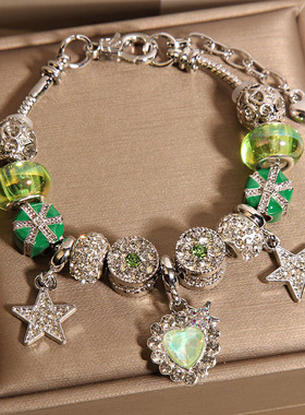 韩版小清新手链女轻奢小众绿色琉璃珠五角星爱心吊坠精致手串手环
