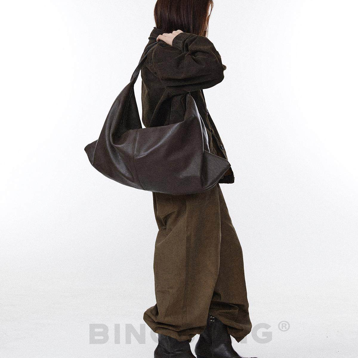 BINGBONG|原色遐思 自制黑色牛角包单肩大容量慵懒托特包大包,淘宝优惠券,粉丝福利购,淘宝优惠卷