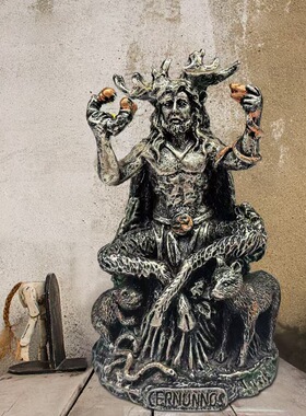 新款凯尔特人动物之神法师鹿角树