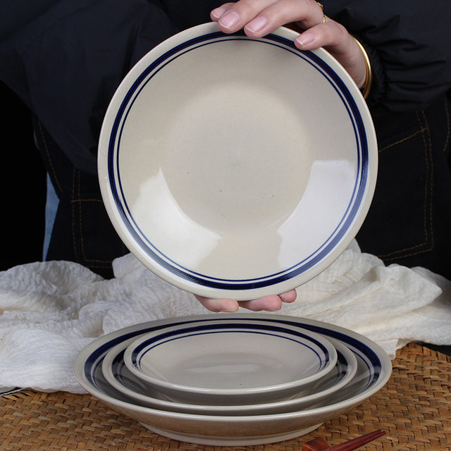 Old-style stoneware Chinese style shallow dish for commercial use