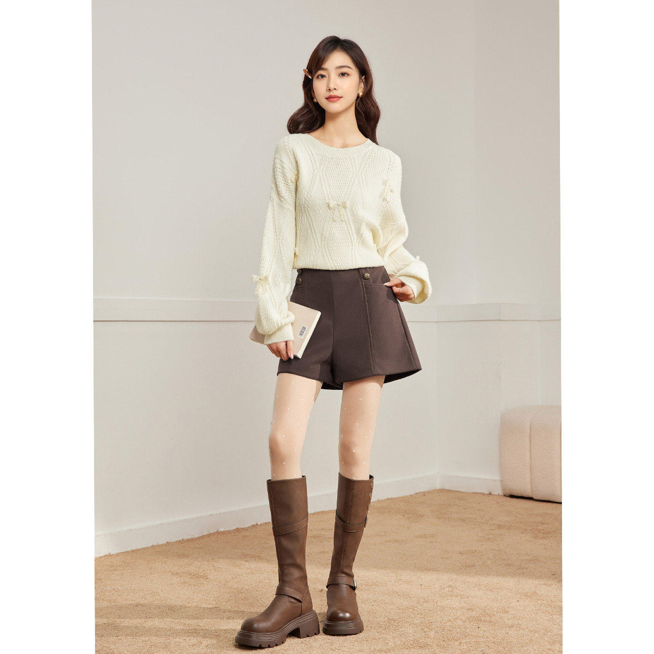 IEF/爱依服2025冬季新款韩版通勤日常百搭时尚显瘦高腰A字女短裤,淘宝优惠券,粉丝福利购,淘宝优惠卷