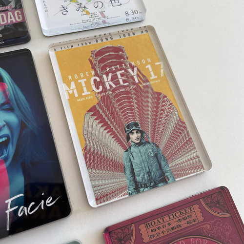 初步举证你的颜色猫猫的奇幻漂流编号17还有明天亚克力冰箱贴周边 - 图1